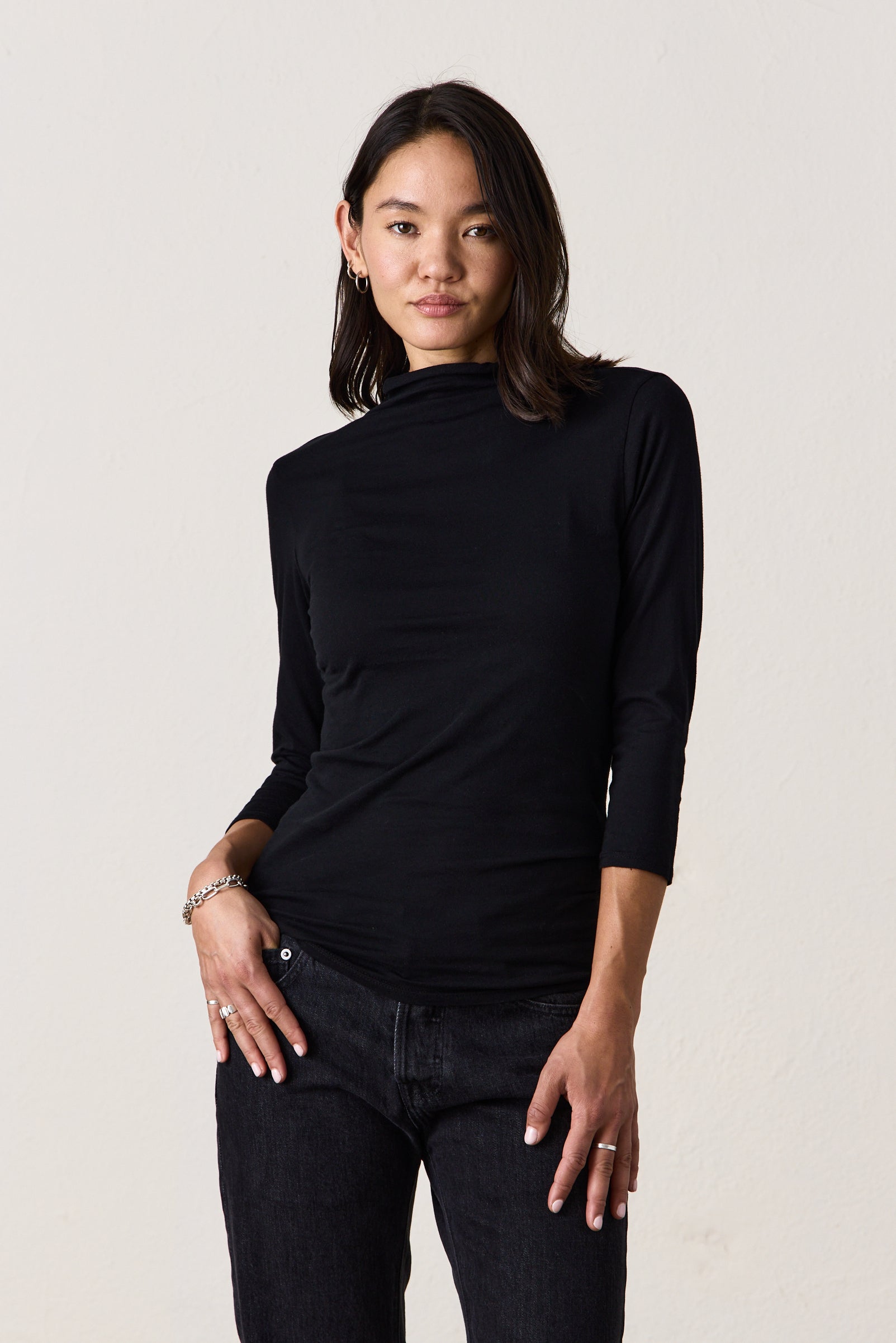 PETRA 3/4 SLEEVE MOCK NECK / Black – NSF Clothing