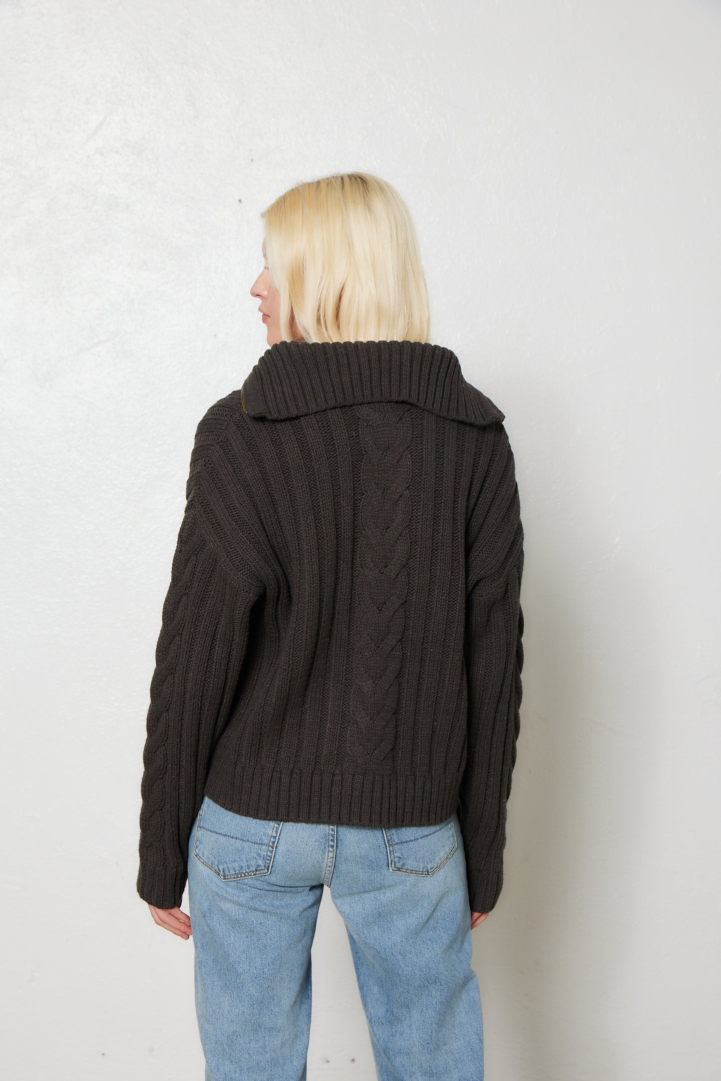 COCO CABLE SWEATER / FADED BLACK