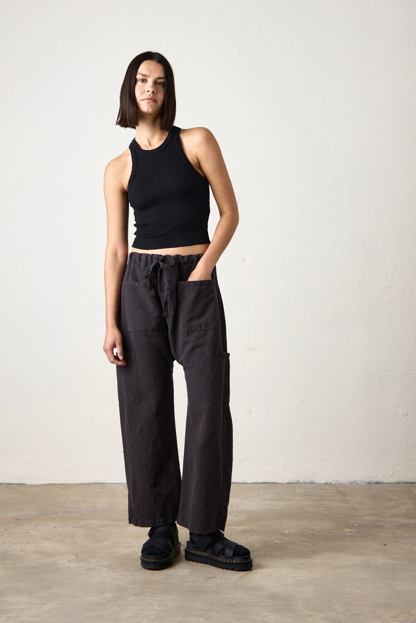 CARLSON LINEN COTTON TIE PANT / FADED BLACK