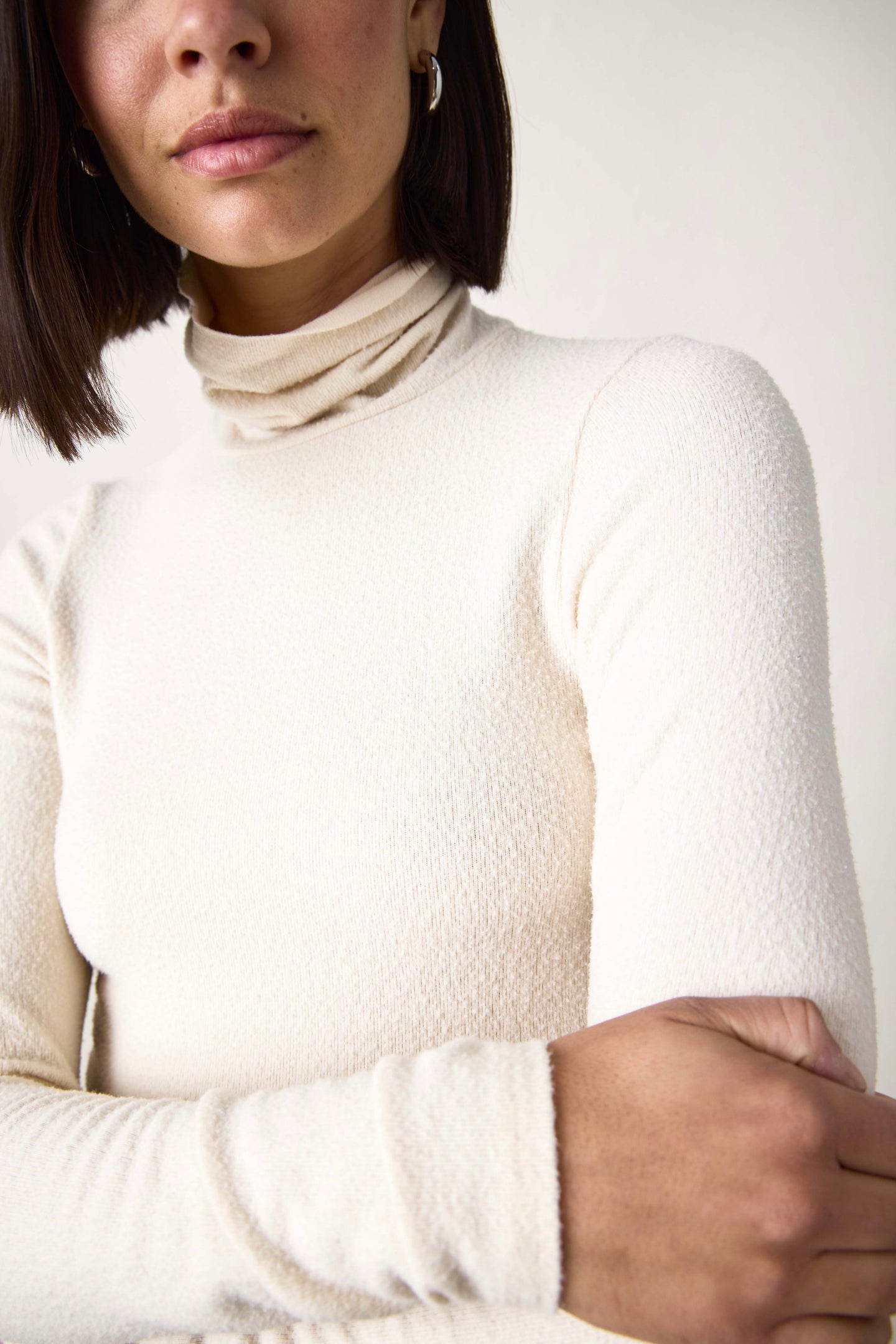 LANI PLUSH FITTED TURTLENECK / IVORY