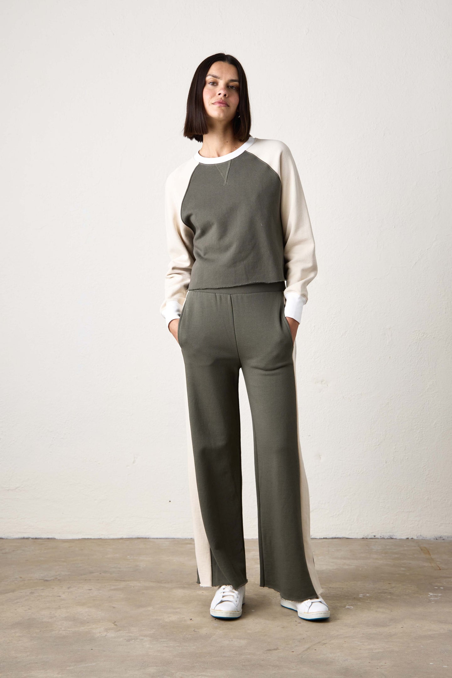 RILEY WIDE LEG LOOP TERRY PANT / OLIVE/IVORY