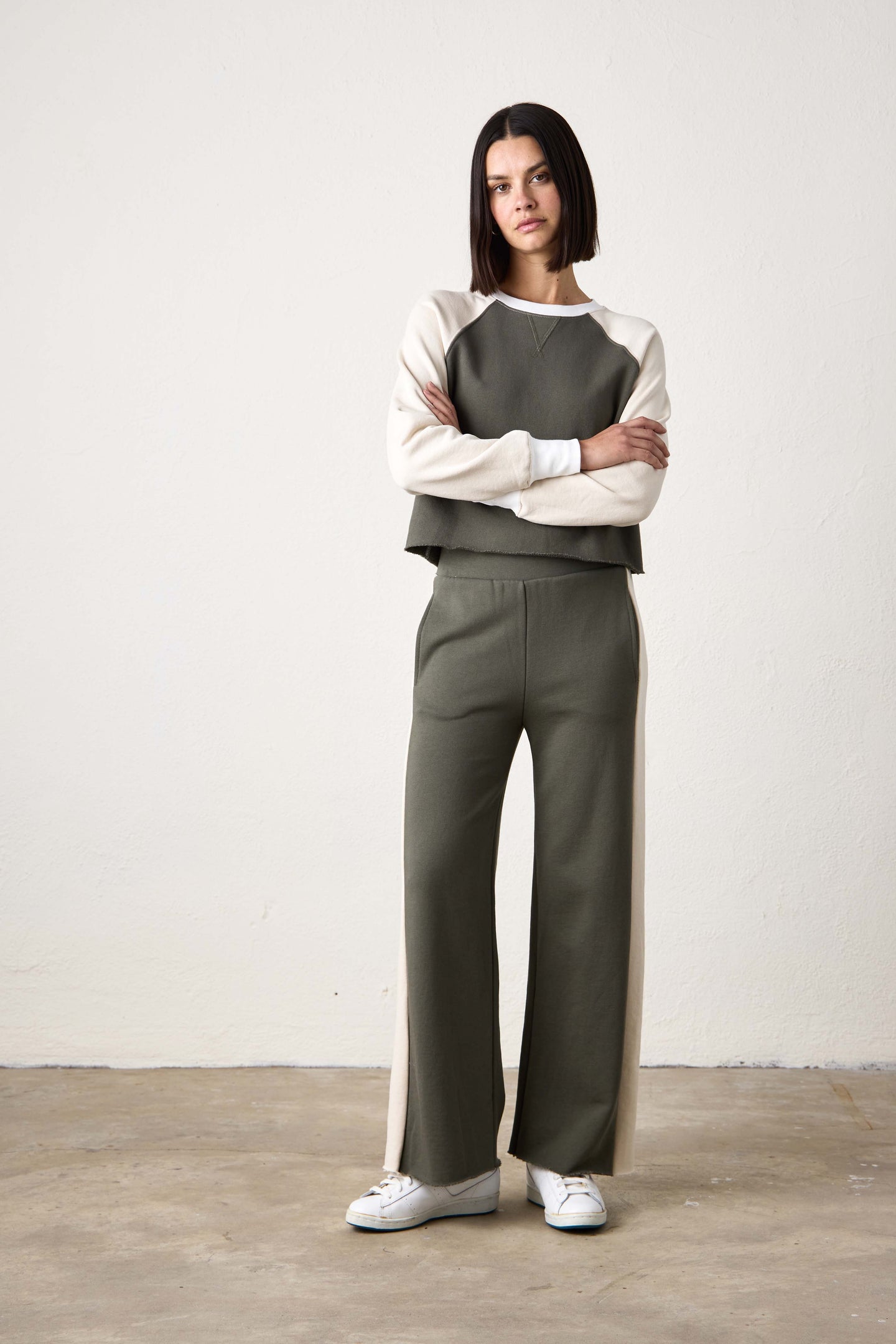 RILEY WIDE LEG LOOP TERRY PANT / OLIVE/IVORY