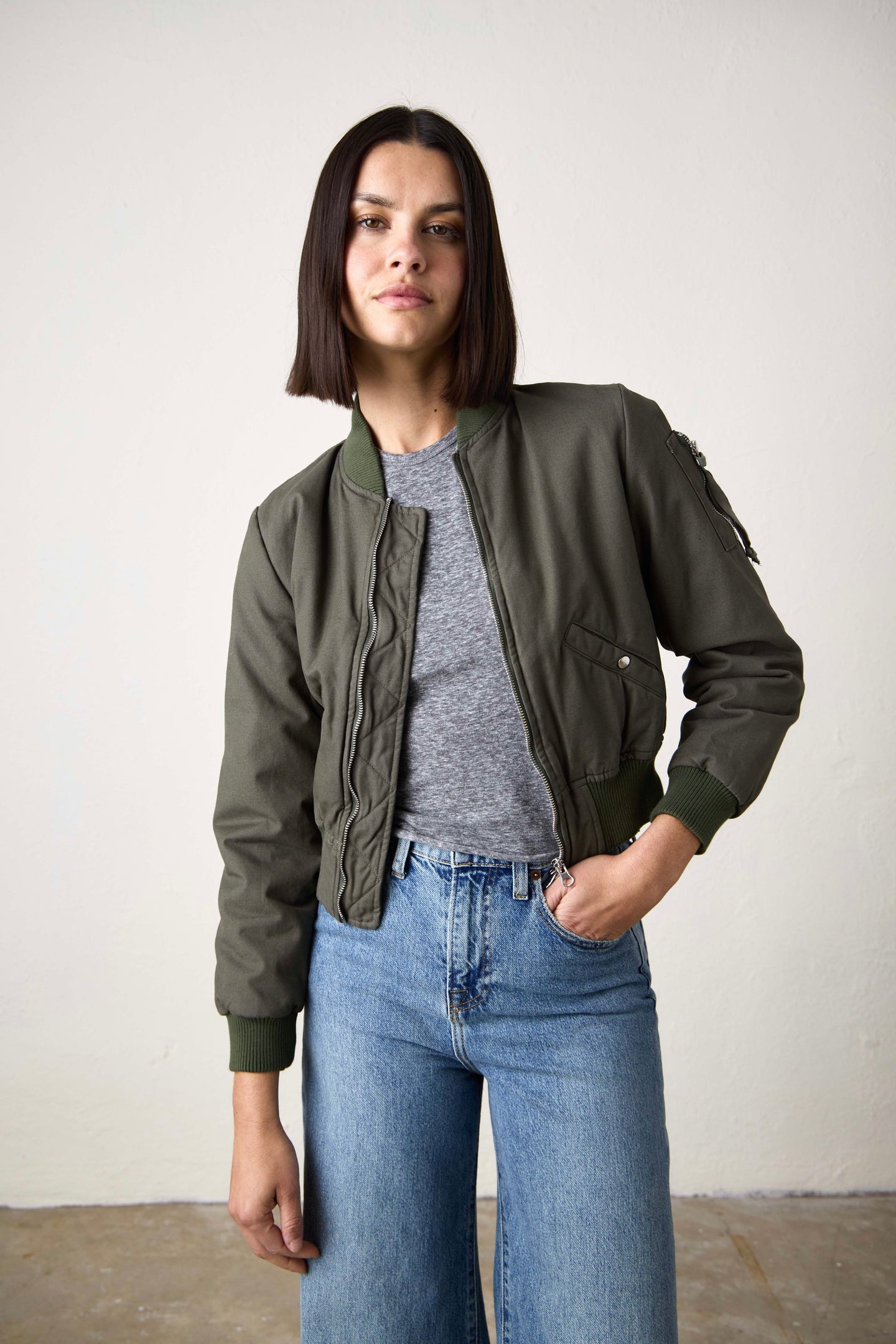 REYES SHRUNKEN QUILTED CANVAS BOMBER / OLIVE