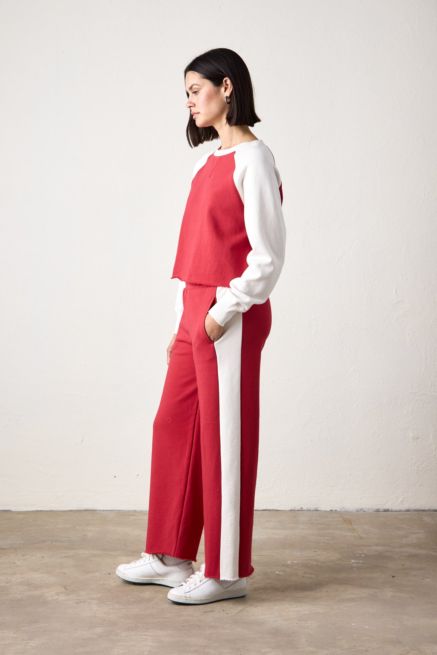 RILEY WIDE LEG LOOP TERRY PANT / CRIMSON/IVORY