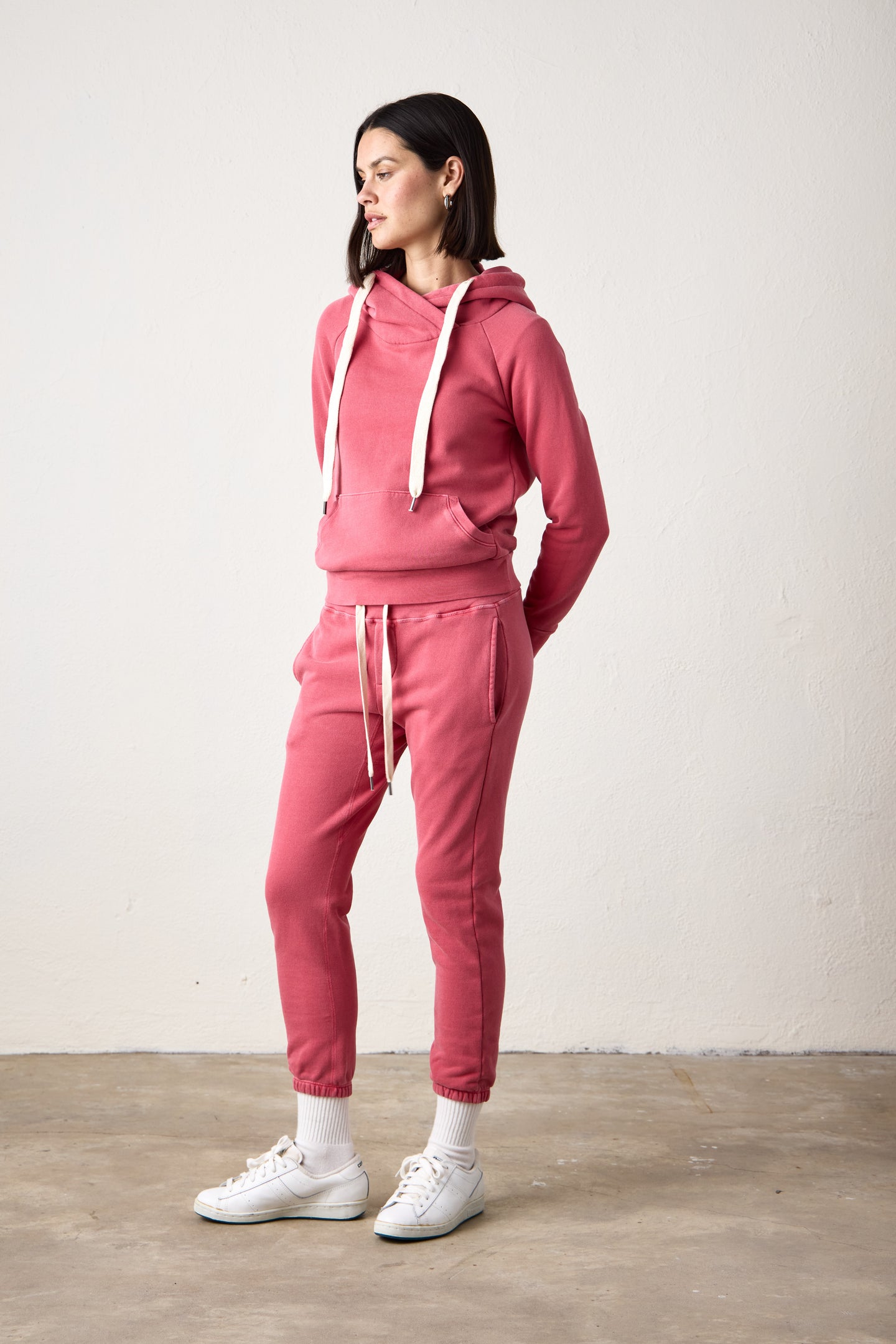 LISSE SLIM FRENCH TERRY HOODY / CRIMSON