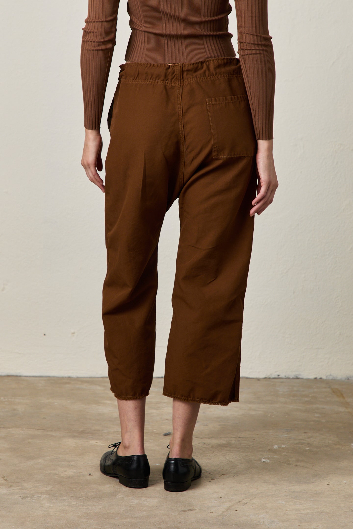 AKARI TIE WAIST PANT / ESPRESSO