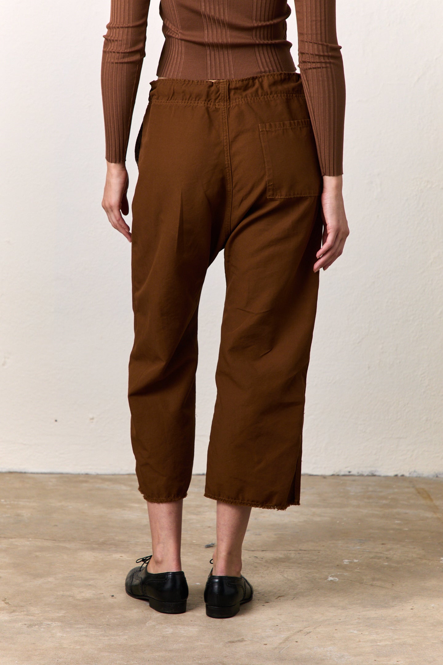 AKARI TIE WAIST PANT / ESPRESSO