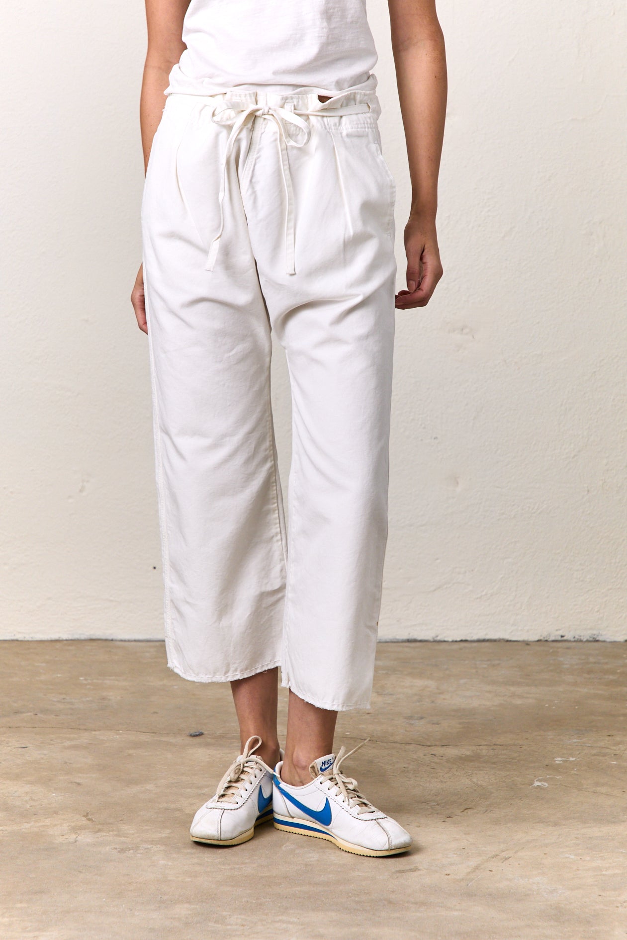 AKARI TIE WAIST PANT / SOFT WHITE