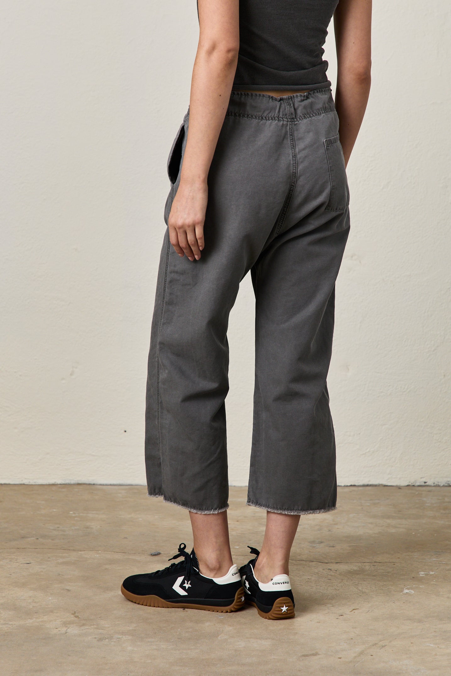 AKARI TIE WAIST PANT / FADED BLACK