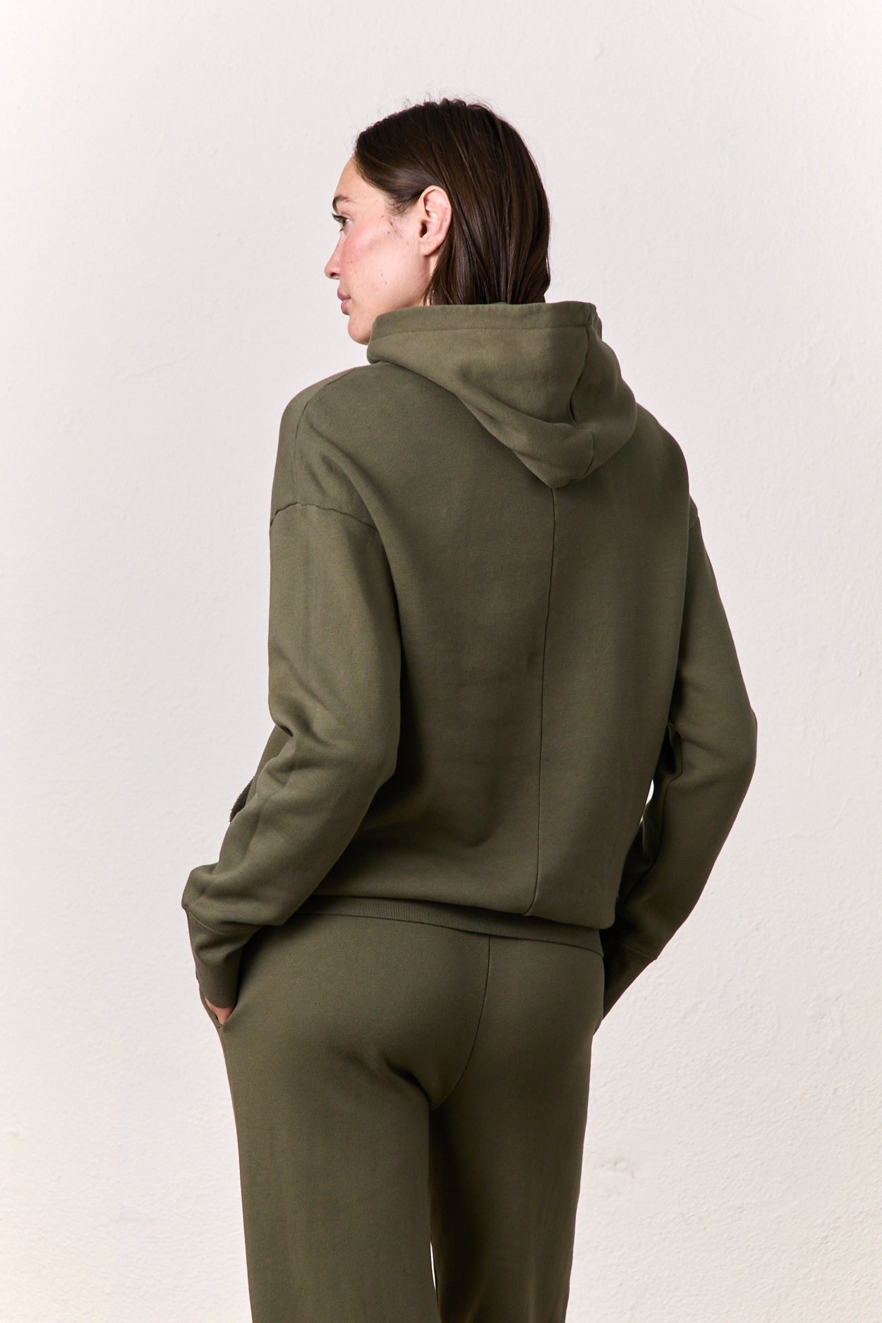 ELLIS RELAXED PULLOVER HOODY / OLIVE