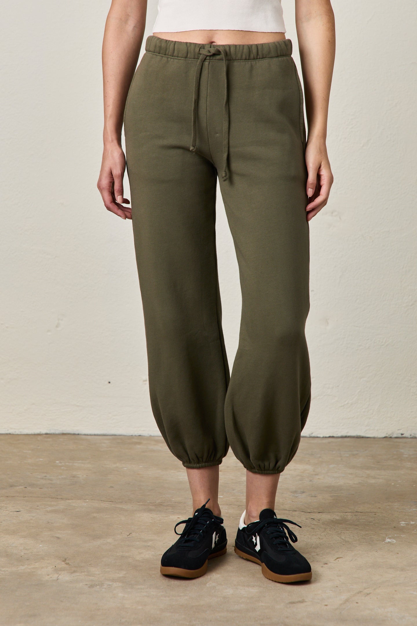 SHANE BILLOW SWEATPANT / OLIVE