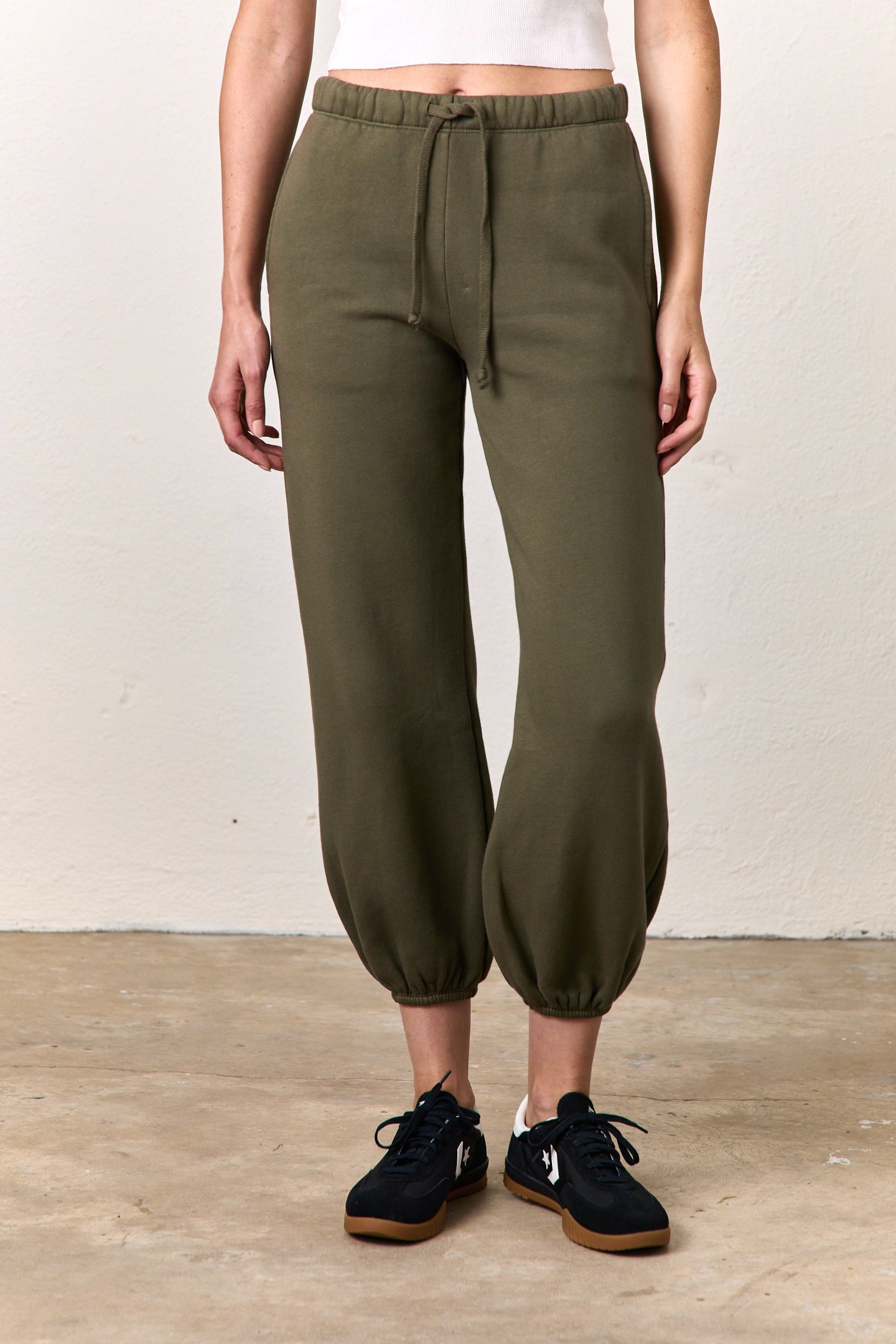 SHANE BILLOW SWEATPANT / OLIVE