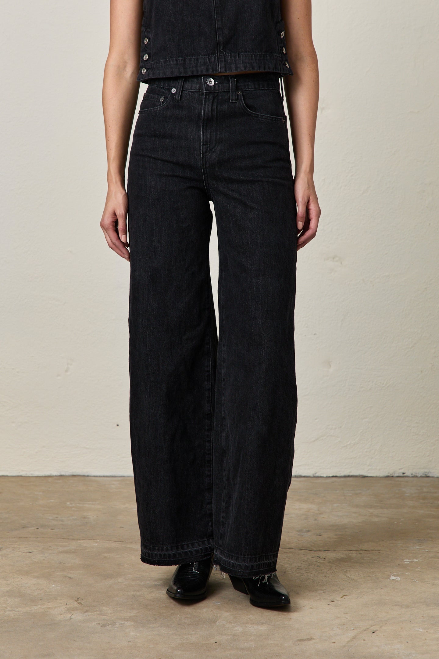 DELTA WIDE LEG JEAN / NOIR WASH