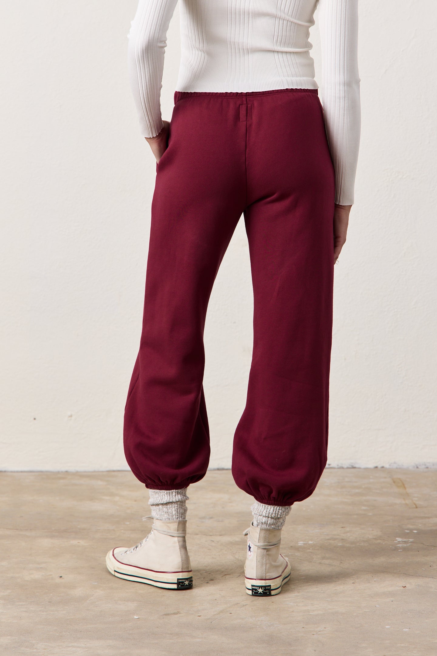 SHANE BILLOW SWEATPANT / DARK CHERRY