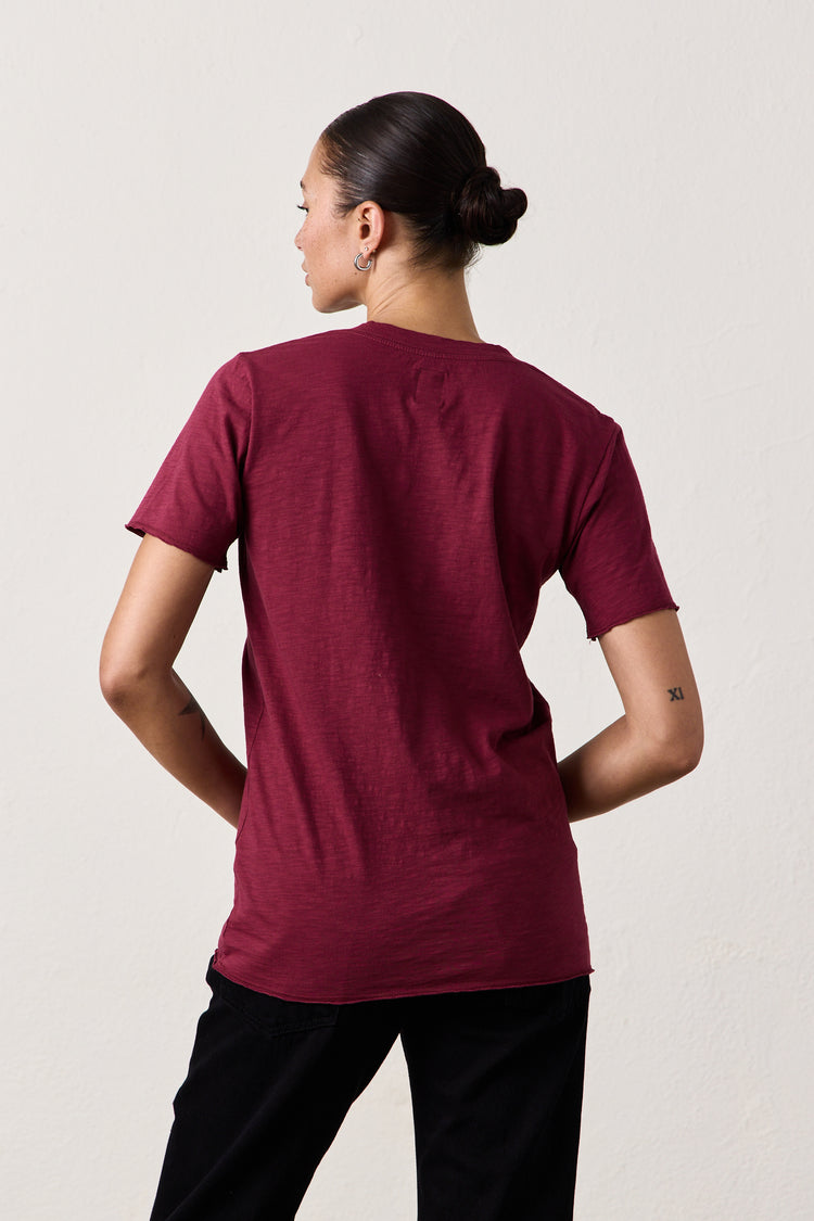 CORA RELAXED SLUB JERSEY V-NECK TEE / DARK CHERRY