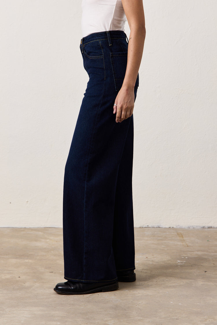 DELTA HIGH WAIST WIDE LEG JEAN / OVERCAST WASH