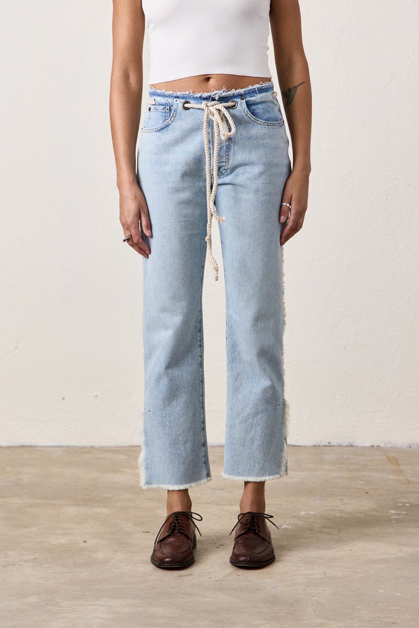 PENNY RELAXED TIE WAIST JEAN / SUNSHINE WASH