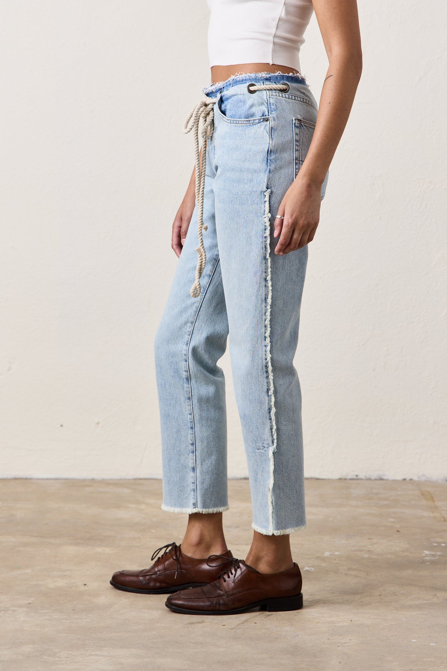 PENNY RELAXED TIE WAIST JEAN / SUNSHINE WASH