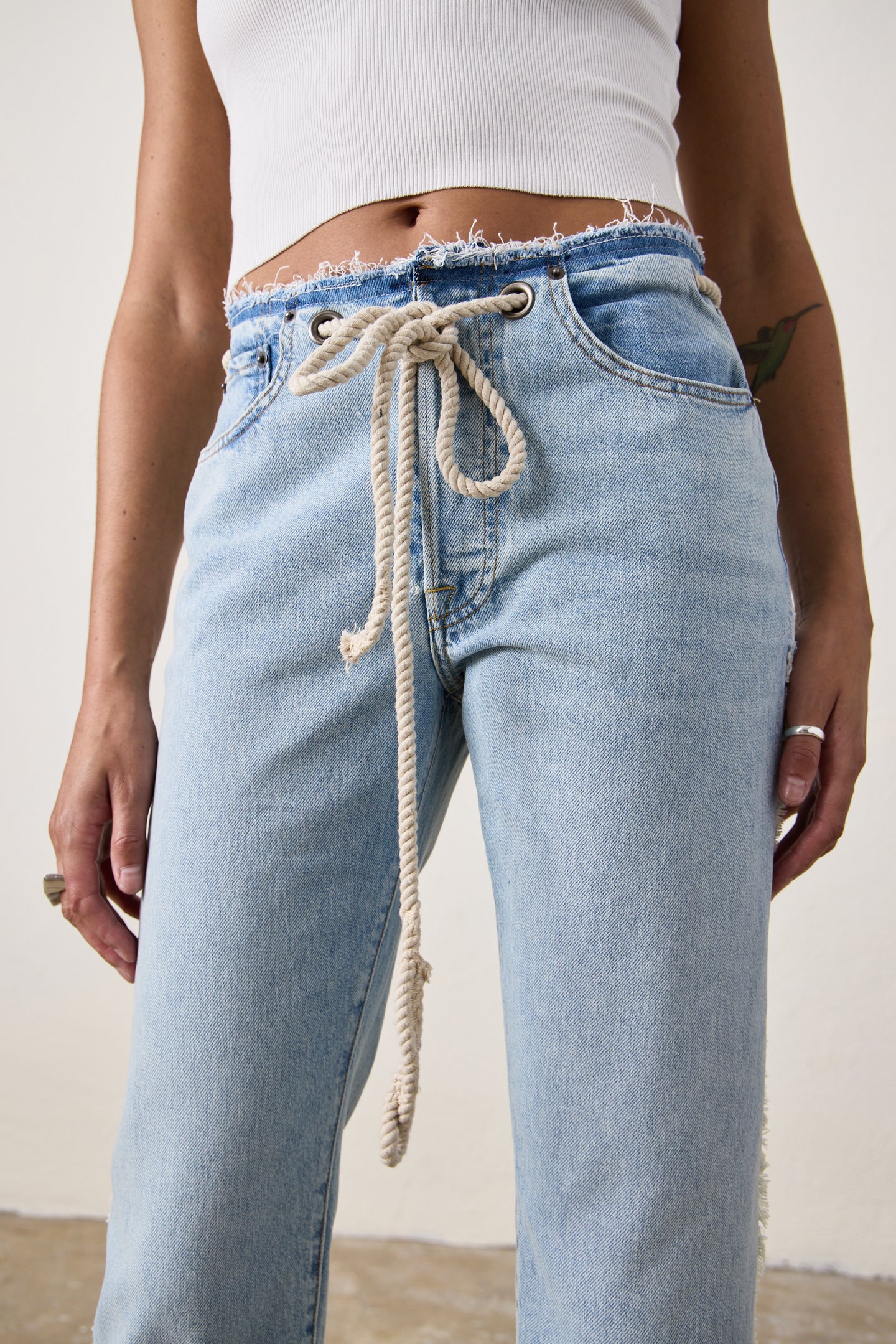 PENNY RELAXED TIE WAIST JEAN / SUNSHINE WASH