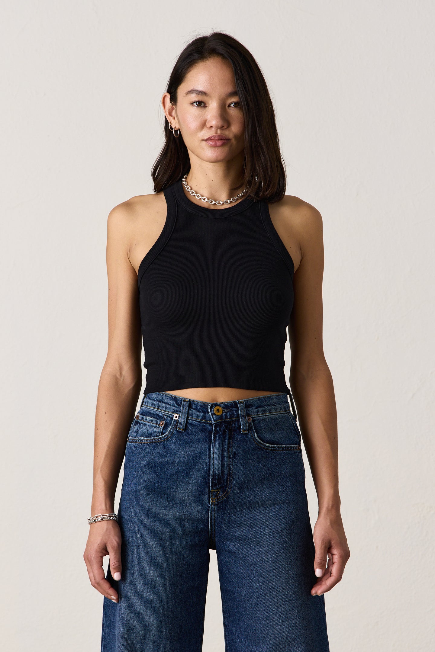 AMAYA CROP TANK / BLACK