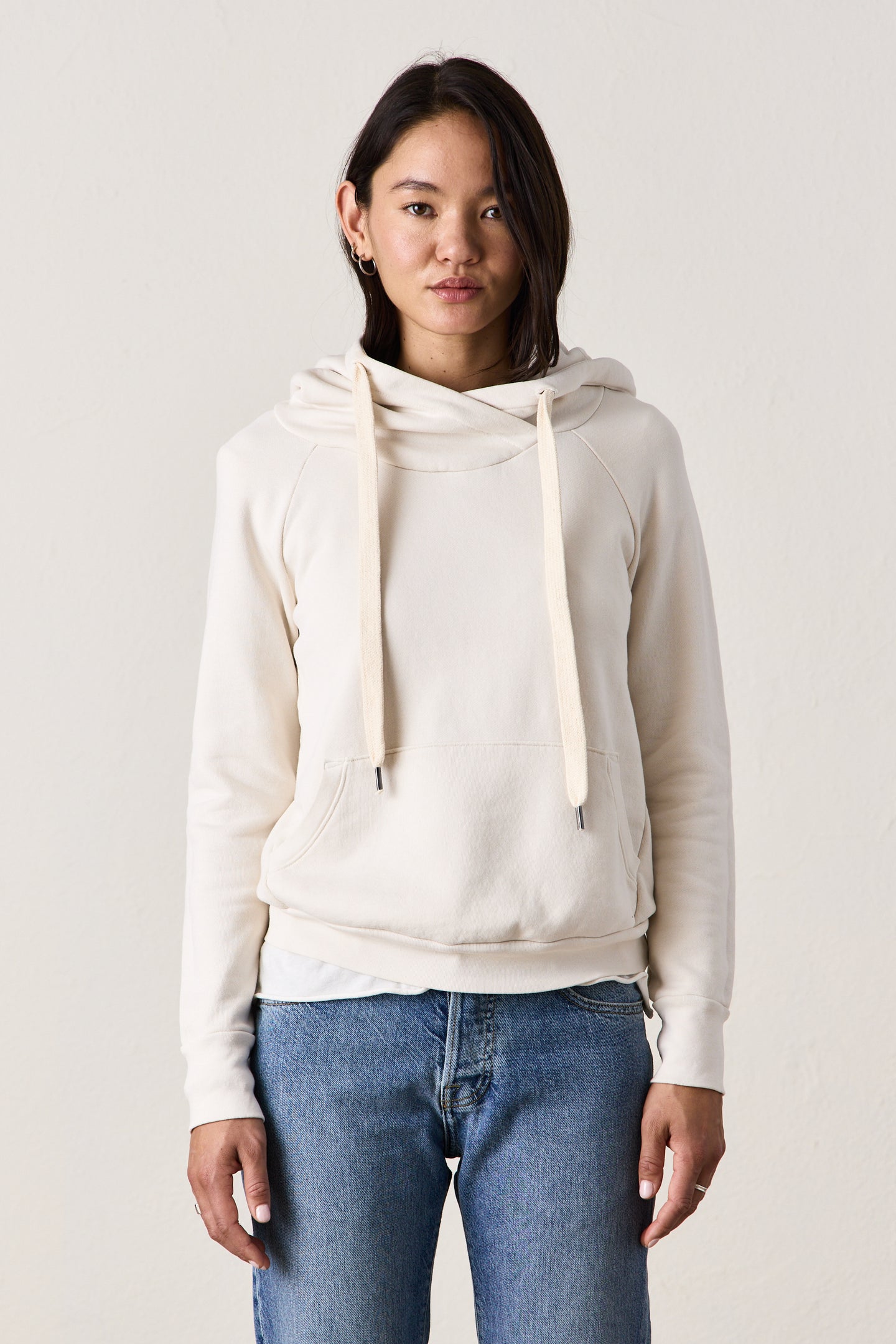 LISSE FITTED LOOP TERRY HOODY / IVORY