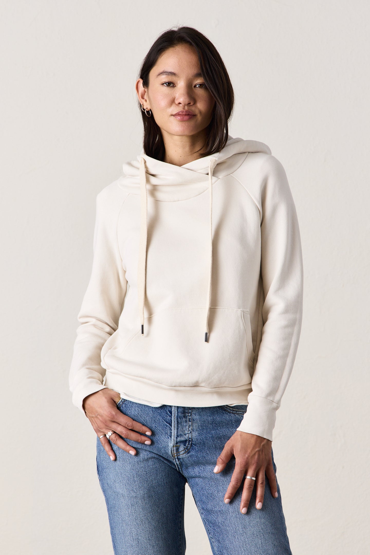 LISSE FITTED LOOP TERRY HOODY / IVORY