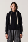 LISSE FITTED PULLOVER HOODY / BLACK