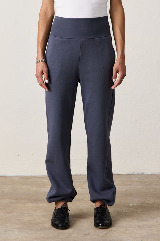 BLAKES RIB WAISTED SWEATPANT / FUME