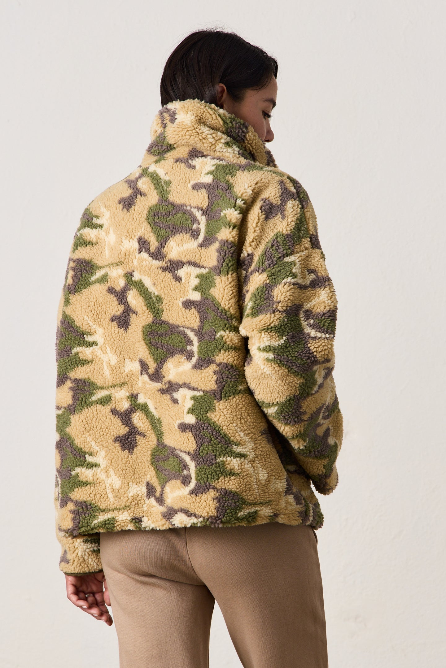 WYATT OVERSIZED SHERPA JACKET / NUDE CAMO