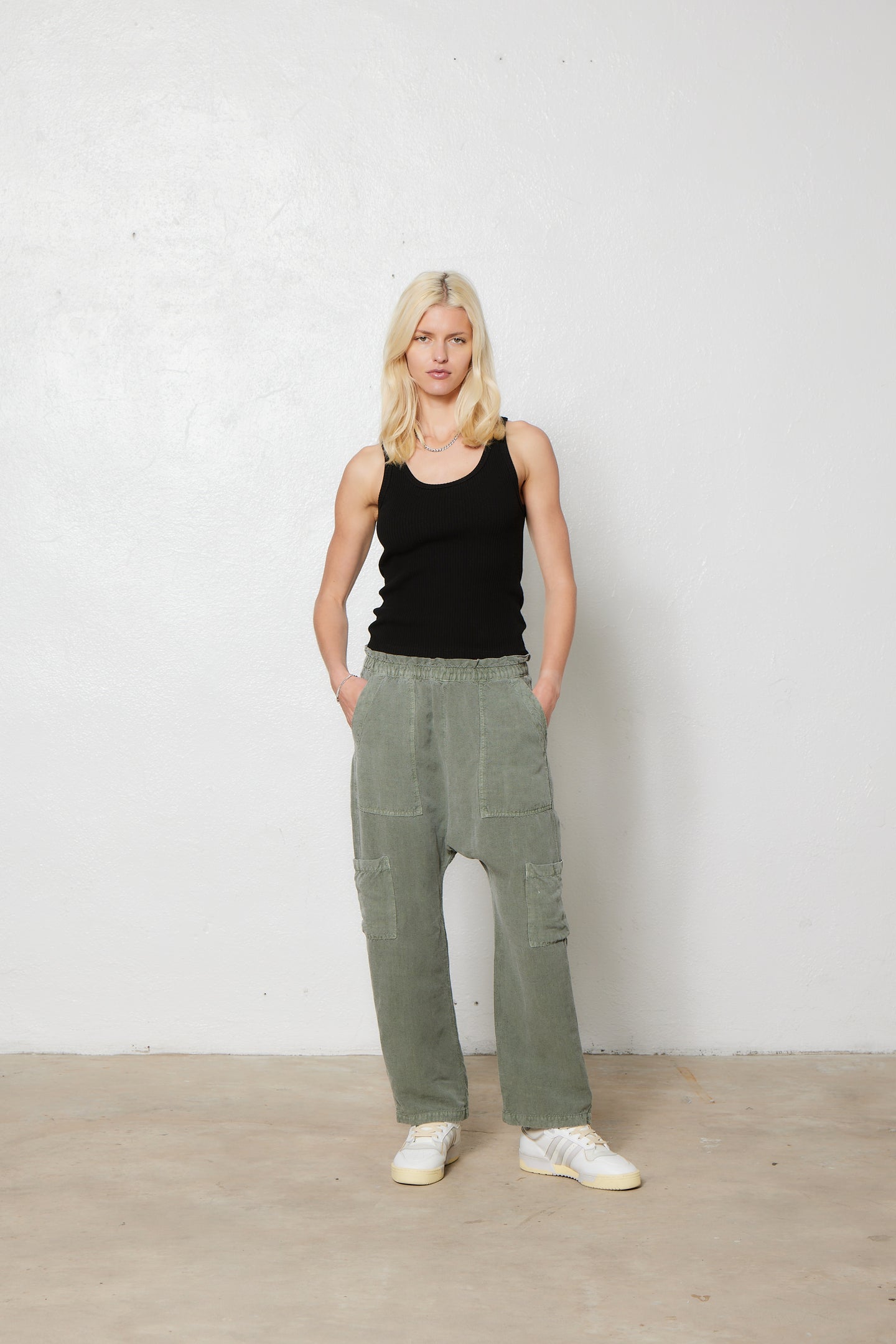 Zara Woman Army Green Paperbag Pants size XS
