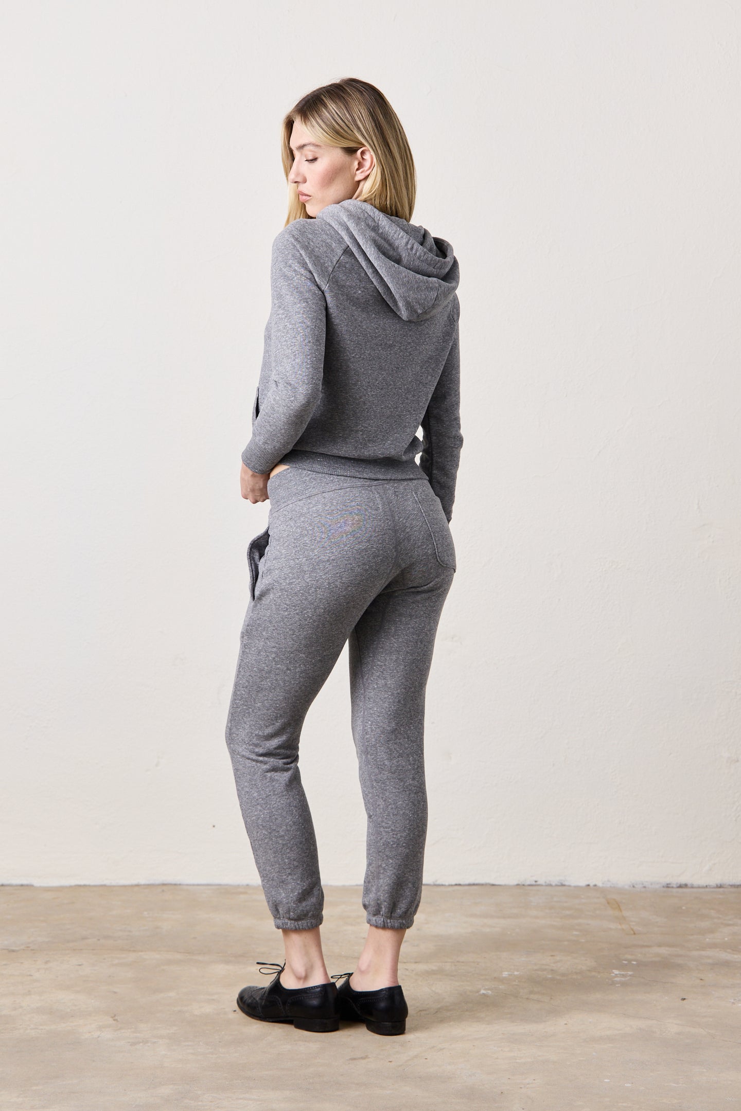 SAYDE SLIM MELANGE TERRY SWEATPANT / CHARCOAL HEATHER GREY