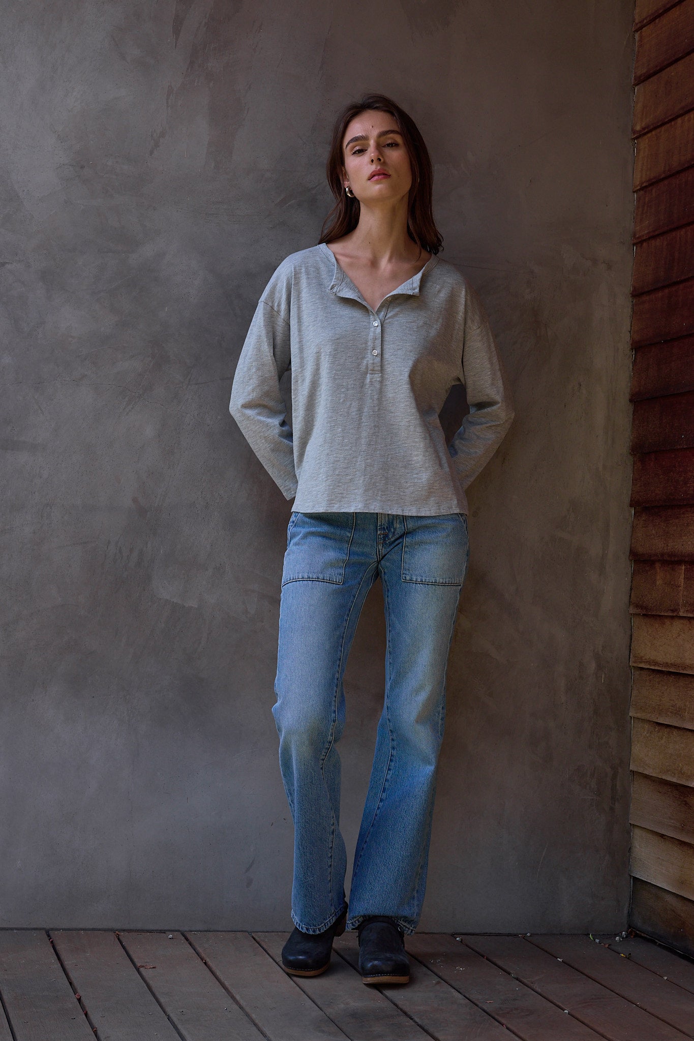 Women's Tee – NSF Hazel Boxy Vintage Jersey Henley in Heather Gray
