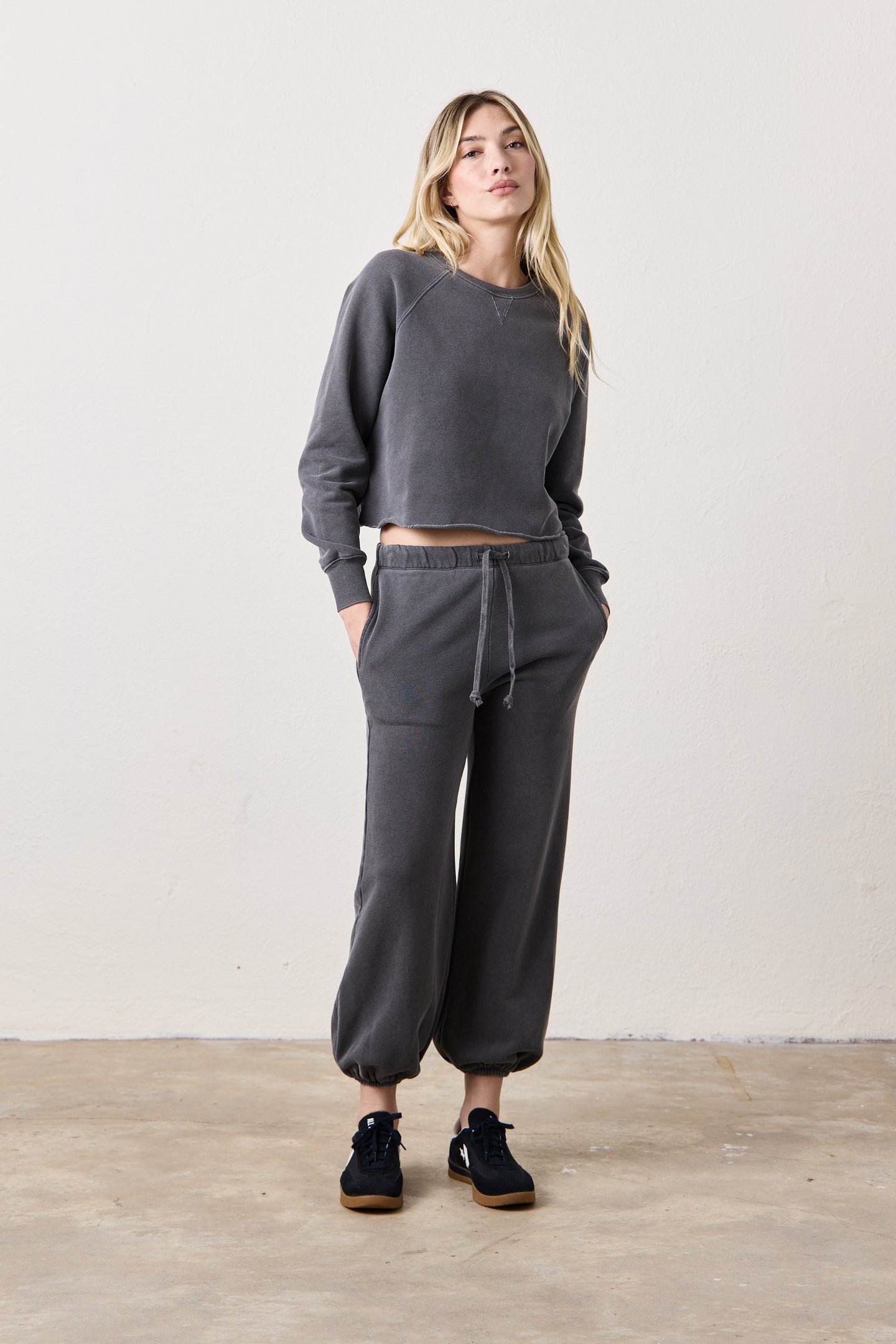 SHANE BILLOW LOOP TERRY SWEATPANT / FADED BLACK