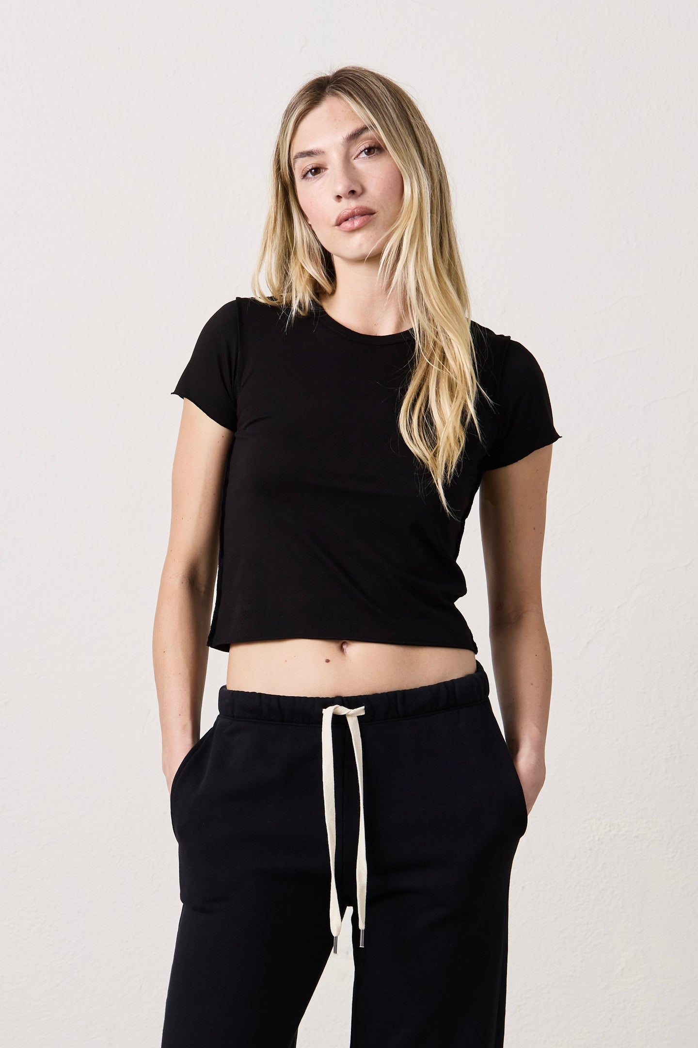 TARA LUX JERSEY CREW TEE / BLACK