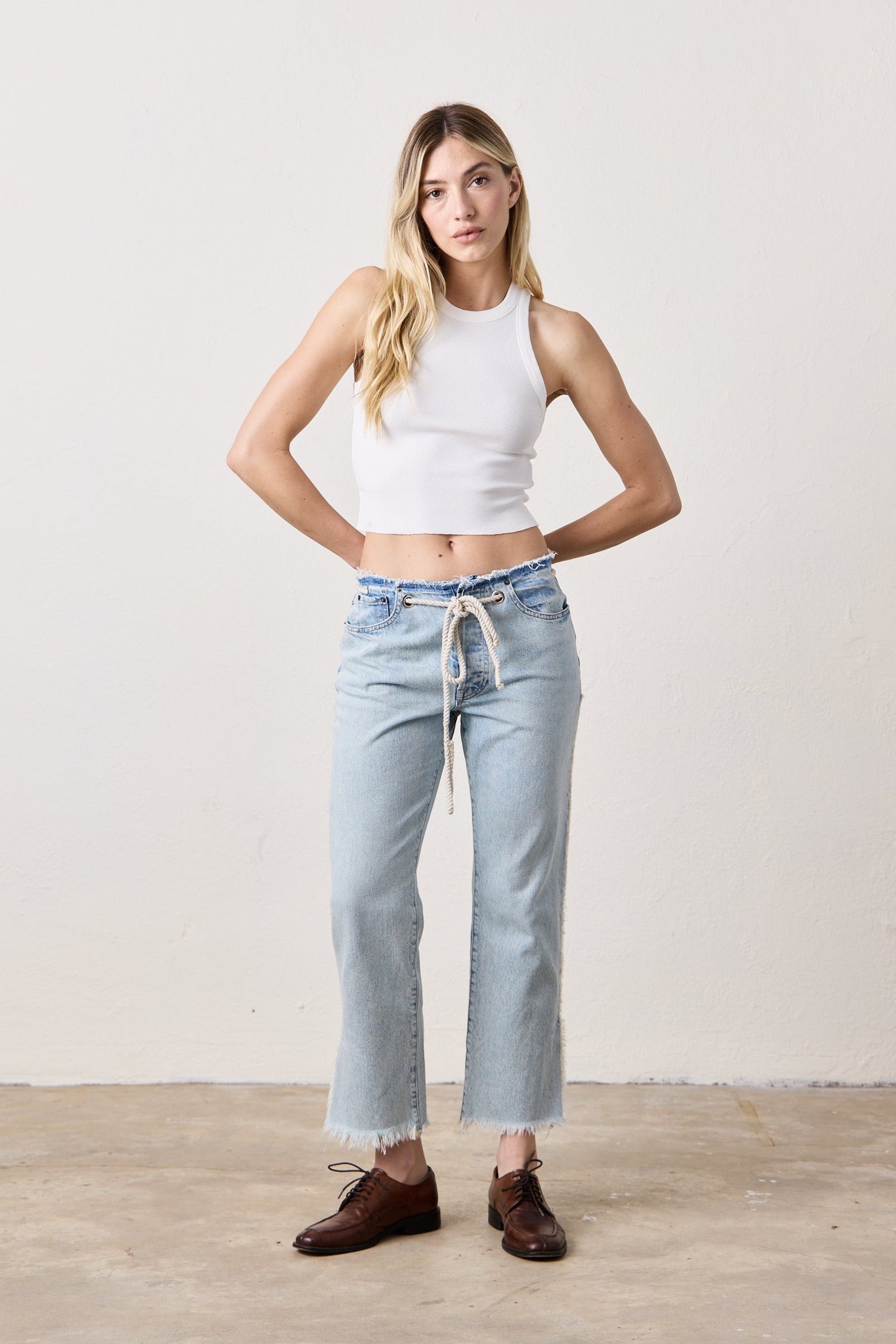 PENNY RELAXED TIE WAIST JEAN / SUNSHINE WASH