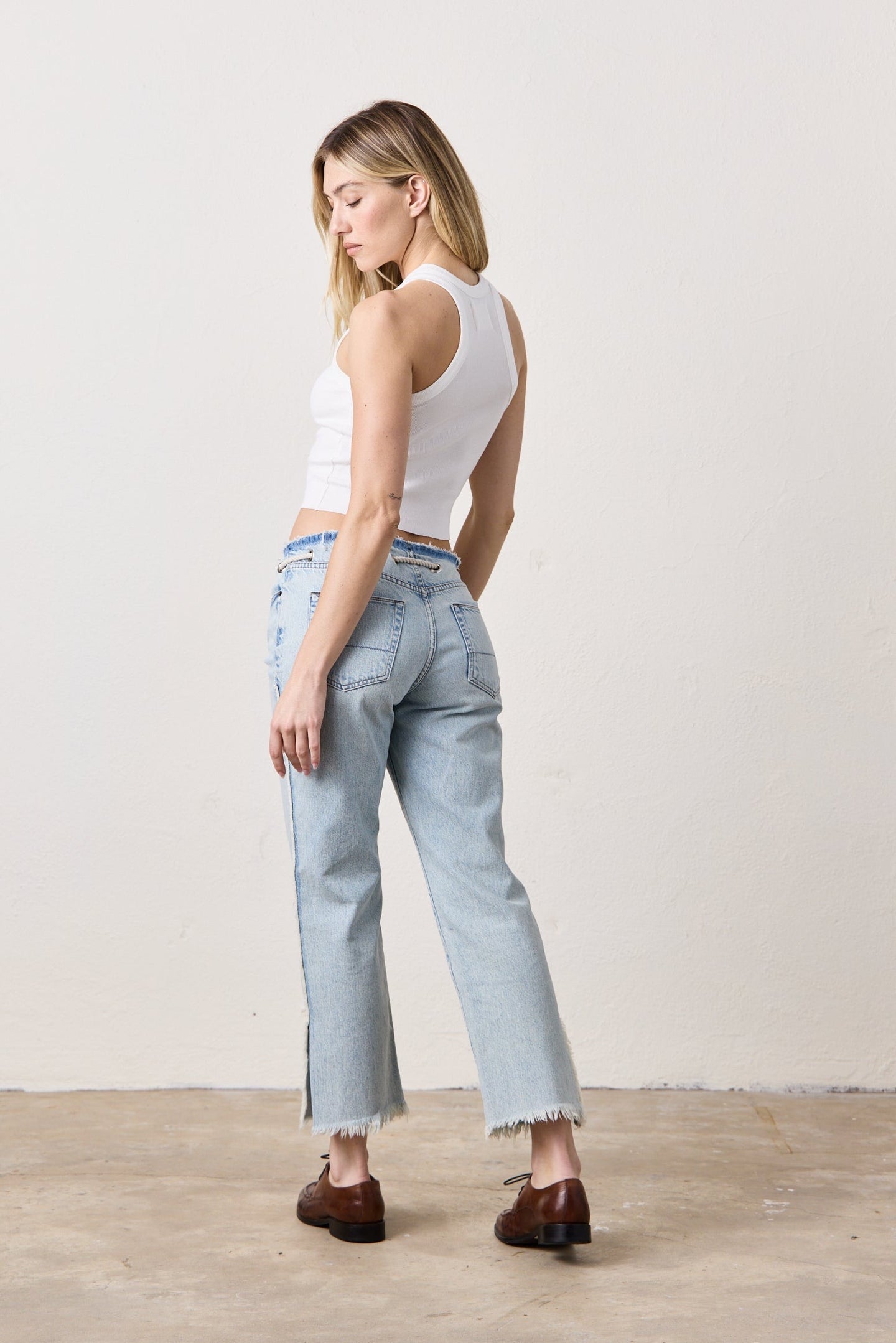 PENNY RELAXED TIE WAIST JEAN / SUNSHINE WASH