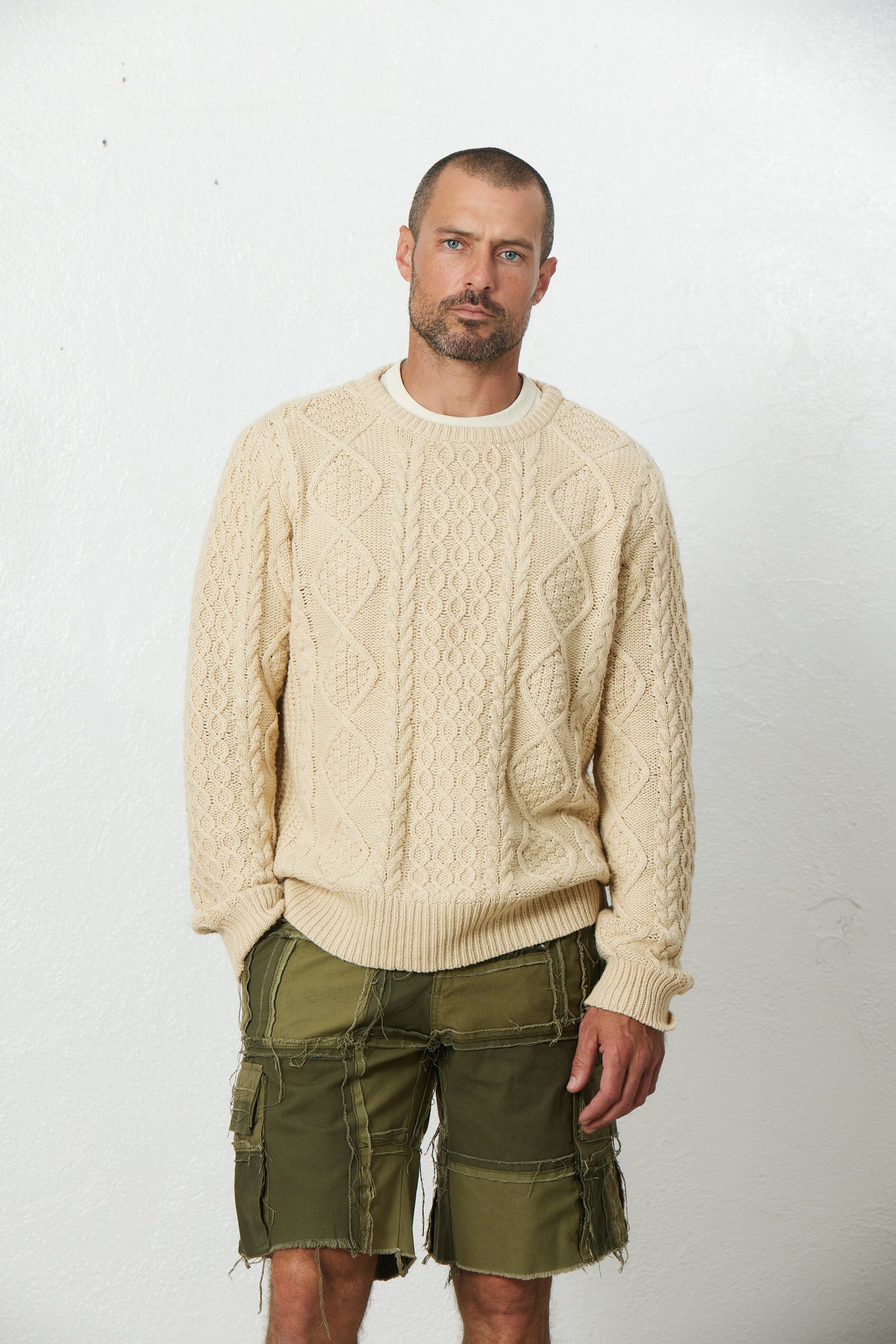 KAI CABLE CREW SWEATER / IVORY