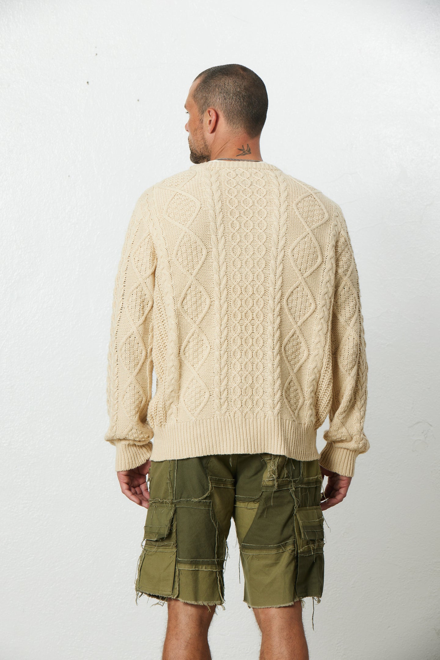 KAI CABLE CREW SWEATER / IVORY