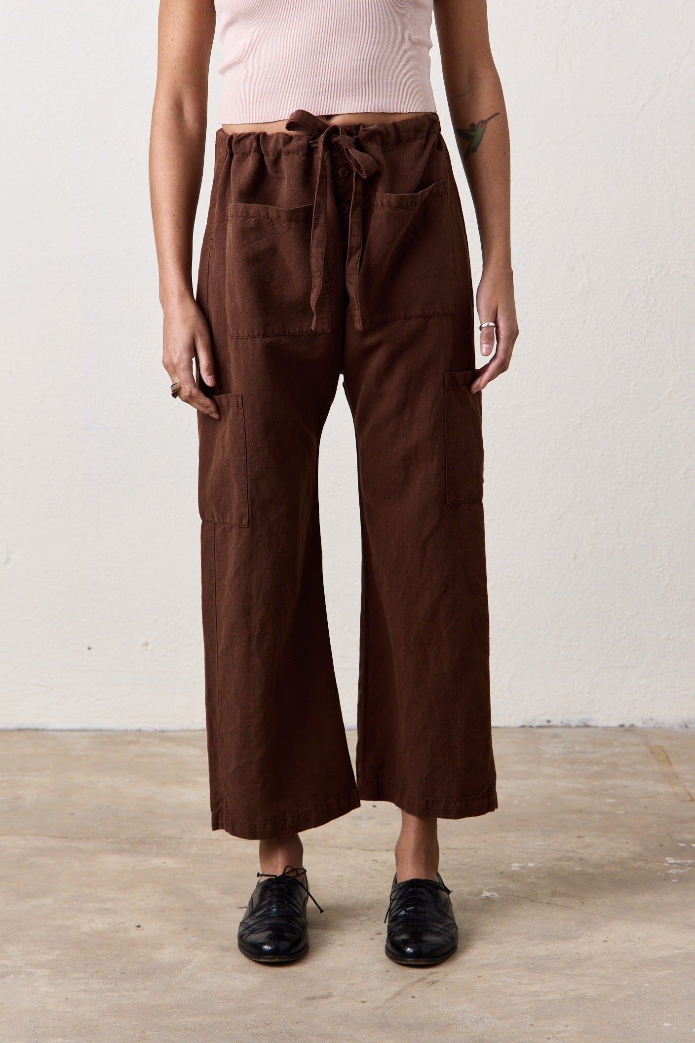 CARLSON LINEN COTTON TIE PANT / BRINDLE