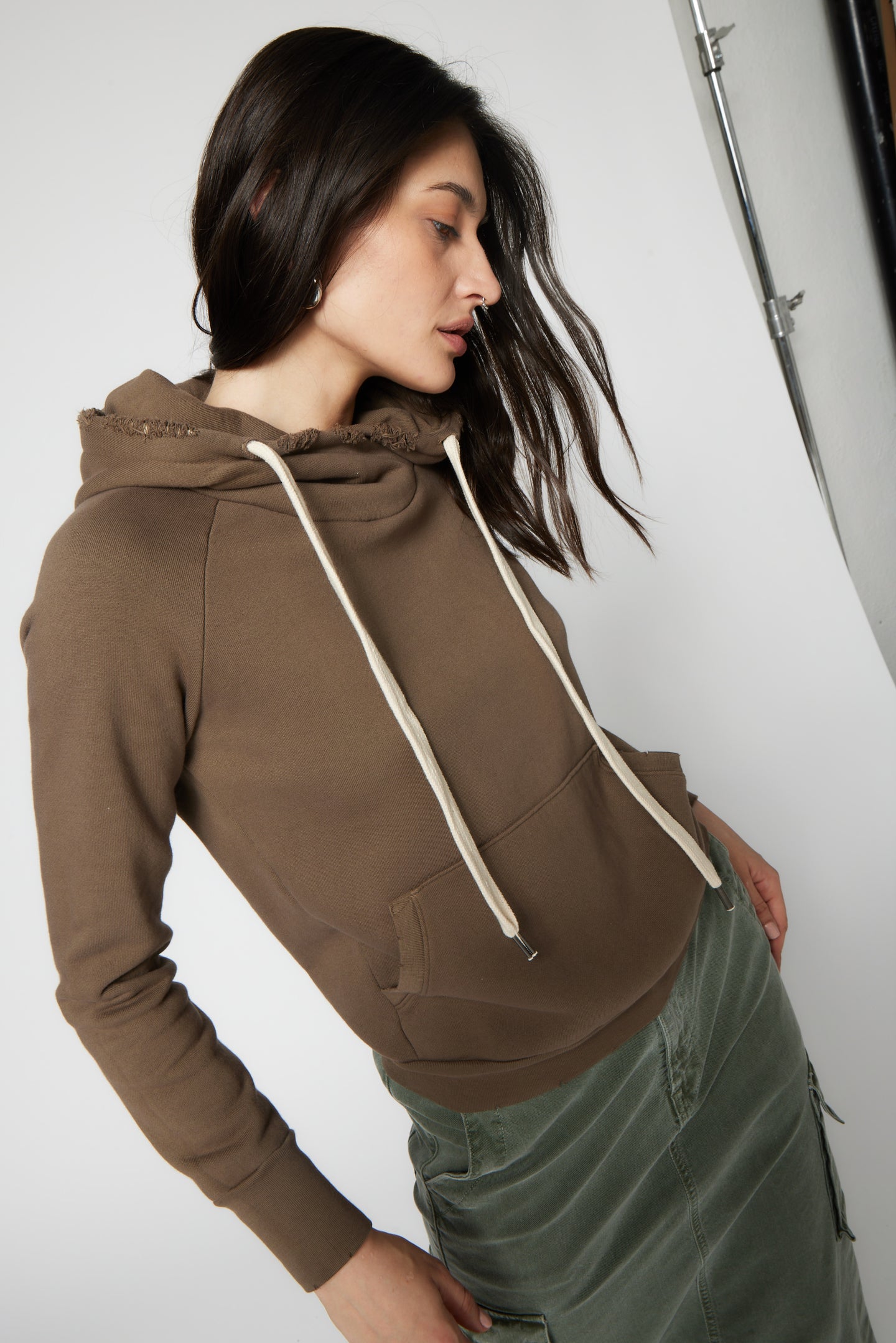 LISSE FITTED PULLOVER HOODY / ASH